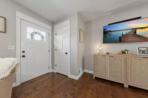 Entry Way - 1314 N 5th St, Saint Peter, MN 56082 photo 1 of 1