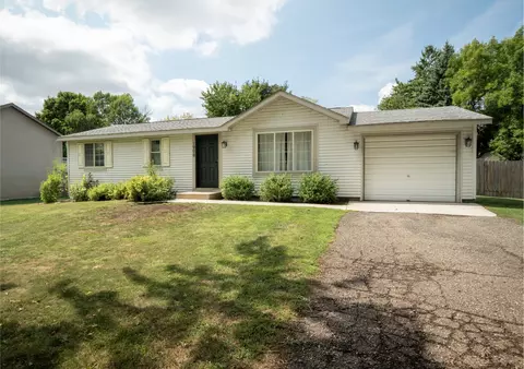 1908 E Golf Course Rd NE, Alexandria, MN 56308