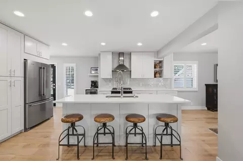 6113 Beard Ave S, Edina, MN 55410