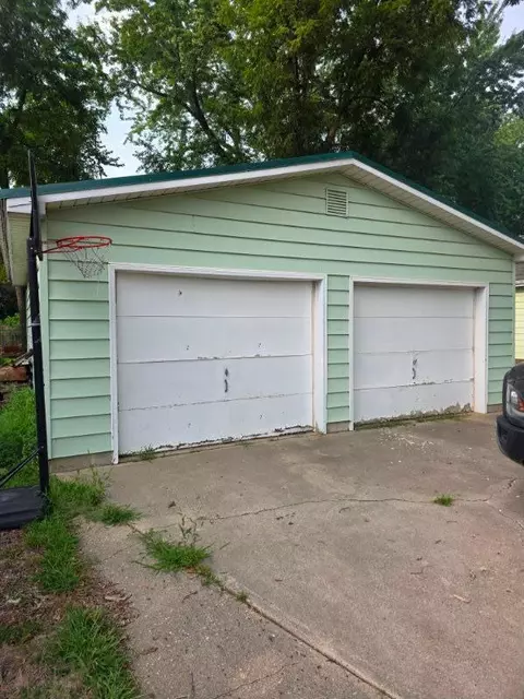 Other - 734 8th St, Westbrook, MN 56183 photo 3 of 15