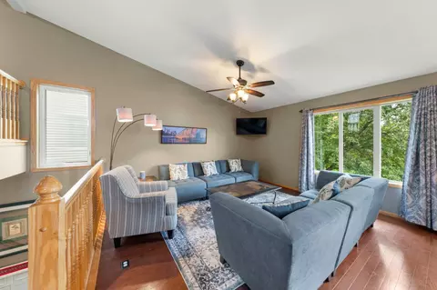 4919 132nd Way N, Hugo, MN 55038
