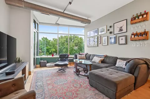 150 2nd St NE #B404, Minneapolis, MN 55413