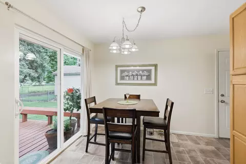 Dining - 470 Union St, Saint Peter, MN 56082 photo 1 of 1