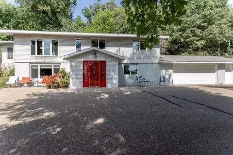 n4438 County Road Y, Menomonie, WI 54751