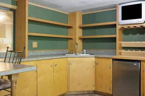 Kitchen - 1507 S 6th St, Brainerd, MN 56401 photo 3 of 3