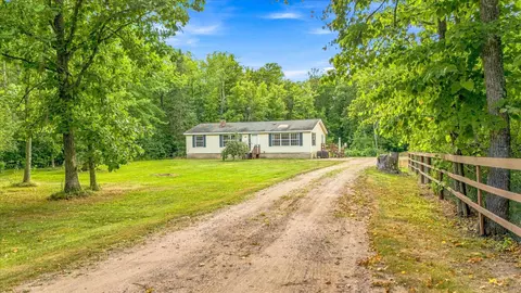 18004 Mission Creek Run, Brook Park, MN 55007