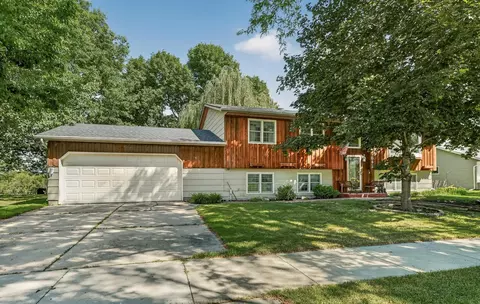 841 21st St SE, Rochester, MN 55904