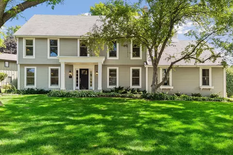 680 Alvarado Ln N, Plymouth, MN 55447