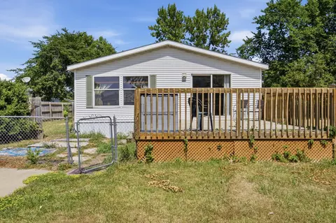 1002 3 12 Ave E, West Fargo, ND 58078