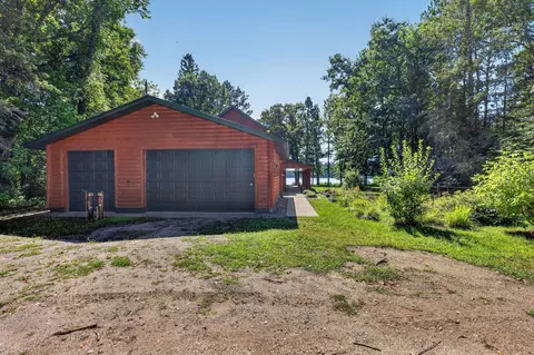 Exterior - 19099 Havel Rdg, Brainerd, MN 56401 photo 4 of 9