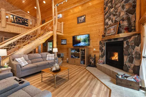 Living - 19099 Havel Rdg, Brainerd, MN 56401 photo 3 of 3
