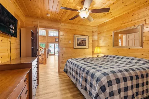 Bedroom - 19099 Havel Rdg, Brainerd, MN 56401 photo 2 of 7