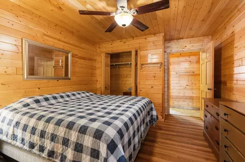 Bedroom - 19099 Havel Rdg, Brainerd, MN 56401 photo 1 of 7