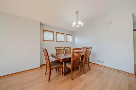 Dining - 1051 Yellowstone Ave, Saint Cloud, MN 56303 photo 2 of 3