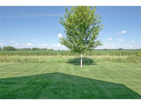 Exterior - 1051 Yellowstone Ave, Saint Cloud, MN 56303 photo 7 of 7