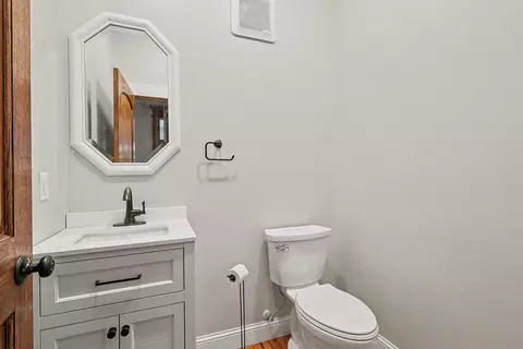 Bath - 501 Forest St, Kenyon, MN 55946 photo 1 of 3