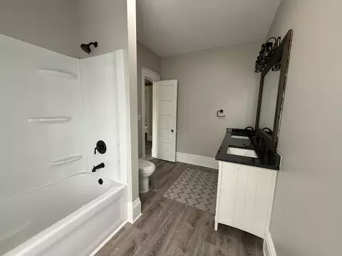 Bath - 501 Forest St, Kenyon, MN 55946 photo 5 of 6
