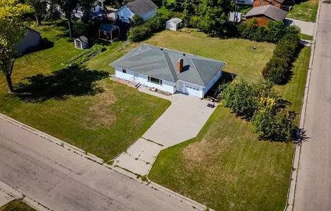 142 10th Ave N, Casselton, ND 58012