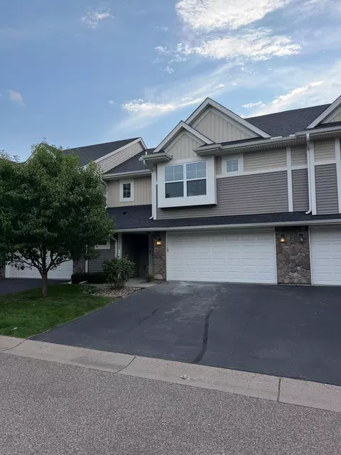 3278 Lakewood Trl, Woodbury, MN 55129