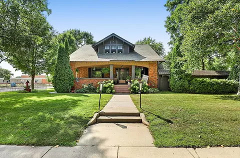 346 Washburne Ave, Paynesville, MN 56362