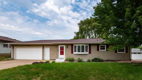 3301 68th St E, Inver Grove Heights, MN 55076