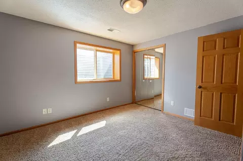 Bedroom - 5871 Sandy Dr, Saint Cloud, MN 56303 photo 11 of 13