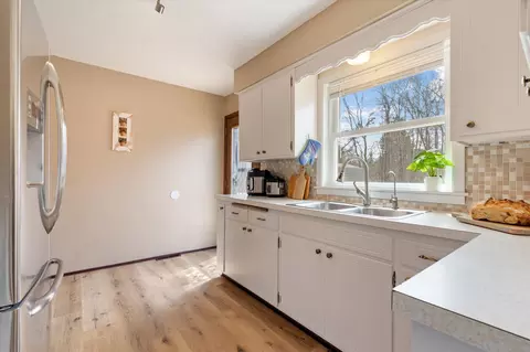 Kitchen - 450 Murray Ave, Pine River, MN 56474 photo 3 of 4