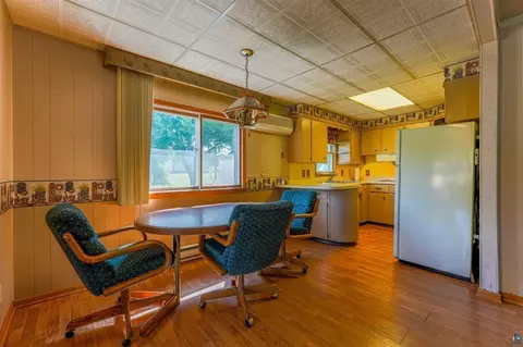 Dining - 512 2nd St N, Tower, MN 55790 photo 1 of 1