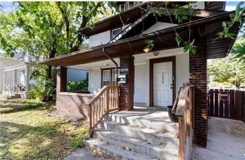 3239 Penn Ave N, Minneapolis, MN 55412