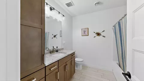 Bath - 1702 Ancaster Dr, Byron, MN 55920 photo 6 of 6