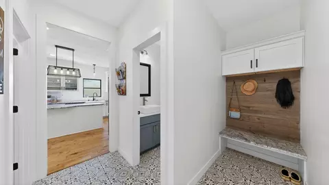 Entry Way - 1702 Ancaster Dr, Byron, MN 55920 photo 3 of 5