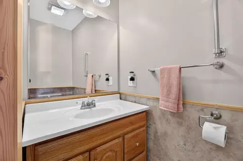 Bath - 313 5th St, Pine River, MN 56474 photo 3 of 4