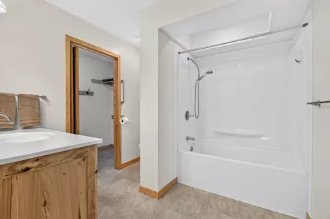 Bath - 313 5th St, Pine River, MN 56474 photo 2 of 4