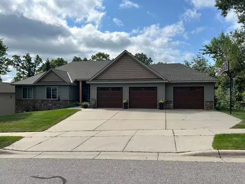 Exterior - 1536 39th St S, Saint Cloud, MN 56301 photo 4 of 5