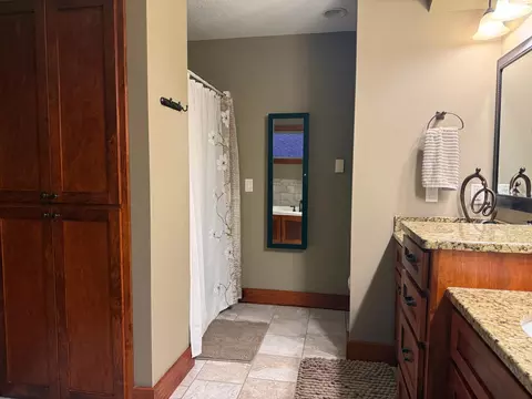 Bath - 1536 39th St S, Saint Cloud, MN 56301 photo 4 of 7