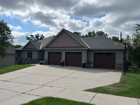 Exterior - 1536 39th St S, Saint Cloud, MN 56301 photo 5 of 5
