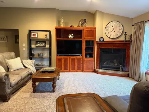 Living - 1536 39th St S, Saint Cloud, MN 56301 photo 3 of 5