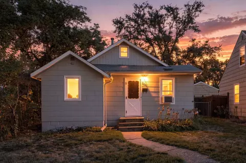 2841 Blackstone Ave, Saint Louis Park, MN 55416