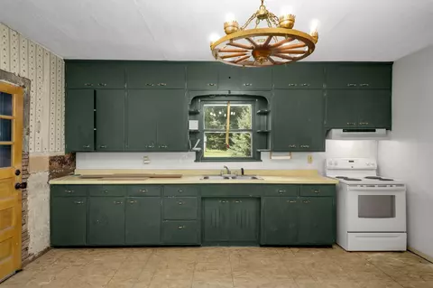 Kitchen - 4215 Elmore Ave, Webster, MN 55088 photo 1 of 3