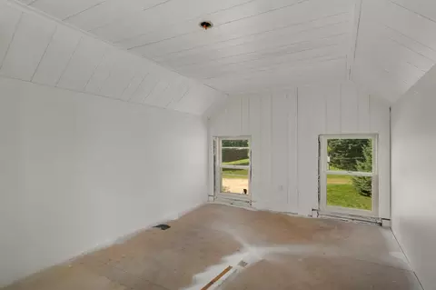 Bedroom - 4215 Elmore Ave, Webster, MN 55088 photo 5 of 6