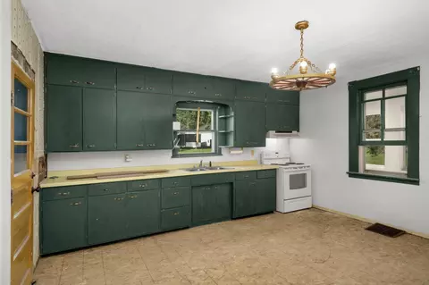 Kitchen - 4215 Elmore Ave, Webster, MN 55088 photo 3 of 3