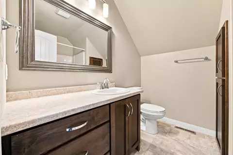 Bath - 4538 65th St S, Fargo, ND 58104 photo 4 of 4