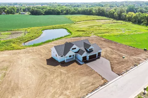 10190 Heather Ln, Rogers, MN 55374