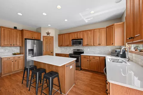 Kitchen - 4675 Lark Ct NE, Saint Michael, MN 55376 photo 3 of 3