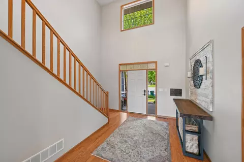 Entry Way - 4675 Lark Ct NE, Saint Michael, MN 55376 photo 2 of 7