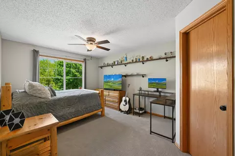 Bedroom - 4675 Lark Ct NE, Saint Michael, MN 55376 photo 4 of 5