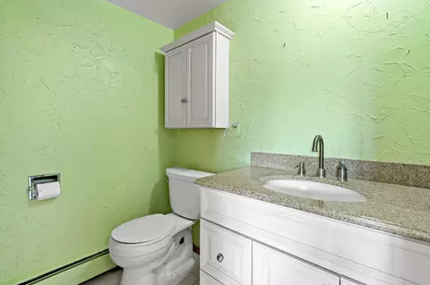 Bath - 5410 Three Points Blvd #411, Mound, MN 55364 photo 1 of 3