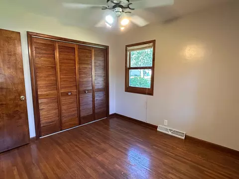 Bedroom - 1205 16th St SW, Willmar, MN 56201 photo 6 of 9