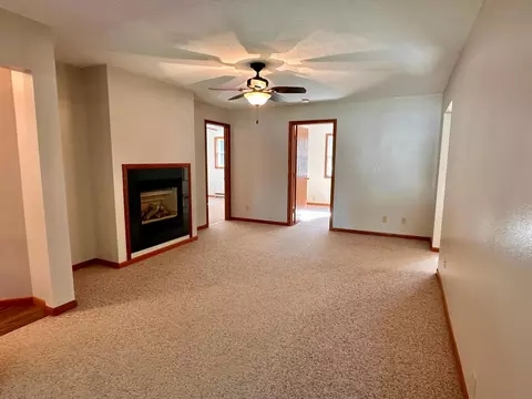 Living - 1205 16th St SW, Willmar, MN 56201 photo 4 of 5