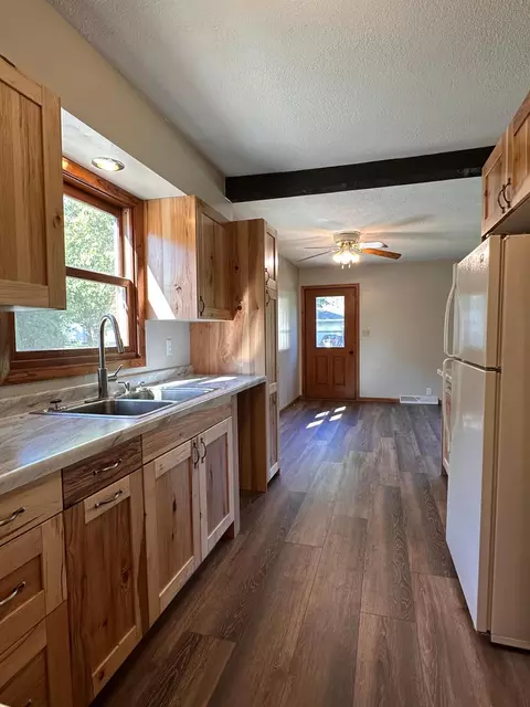 Kitchen - 1205 16th St SW, Willmar, MN 56201 photo 4 of 4